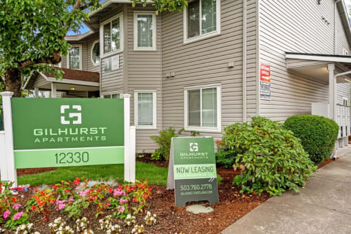 Gilhurst Apartments in Portland, Oregon Exterior and Signs