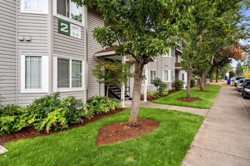 Gilhurst Apartments in Portland, Oregon Exterior