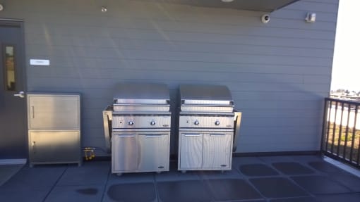 Junction Flats & Landing Apartments Outdoor BBQ Area