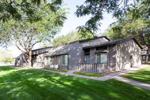 Maple Ridge Apartments Exterior