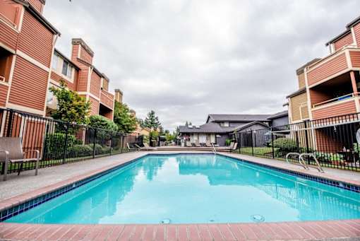 The Lucent Apartments in Tacoma, Washington Pool