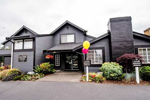 The Lucent Apartments in Tacoma, Washington Exterior