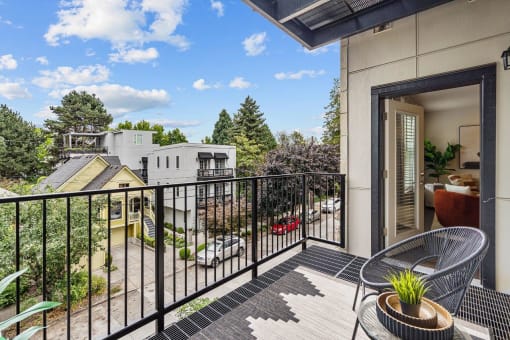 The Vaughn Apartments in Portland, Oregon Private Patio