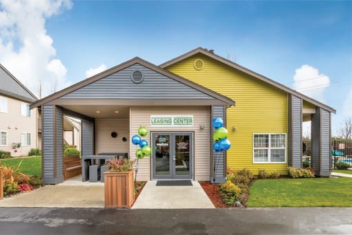 The Stinson Leasing Office