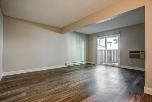 TrailView Apartment Homes in Concord, California Living Room with Private Patio