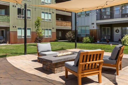 Outdoor courtyard with fire pit at Brooklyn West, Missoula, MT