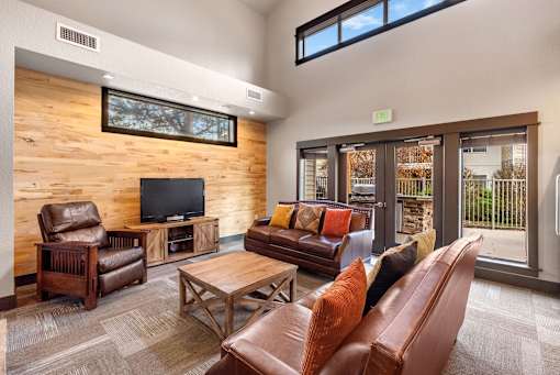Clubhouse Lounge With TV at Copper Run at Reserve, Missoula, MT
