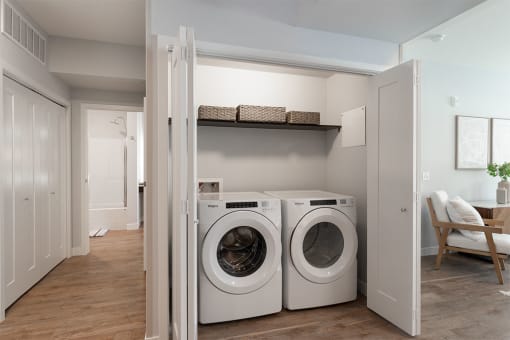 Laundryat The Expo Apartments, Billings, 59106
