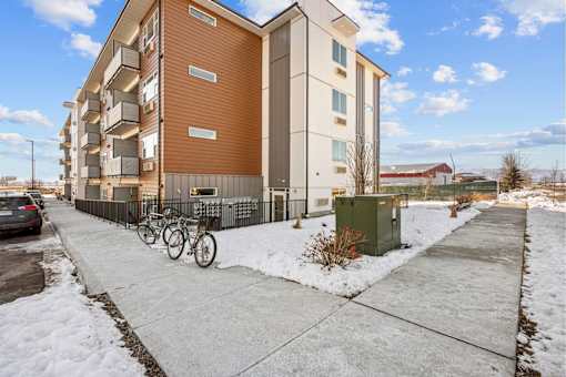 Apartment building with a bicycle at Majestic Drive, Missoula, 59808