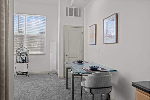 A room with a table and chairs at Spruce Street, Missoula Montana