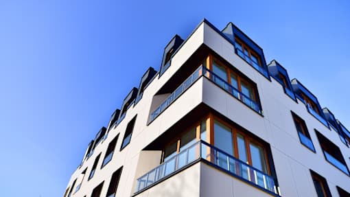 close up of the southeast corner of the building