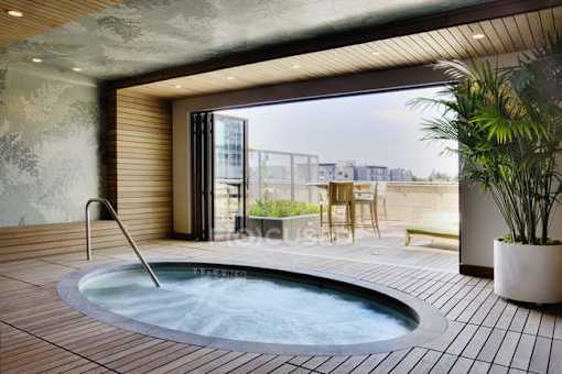 a jacuzzi in a hotel