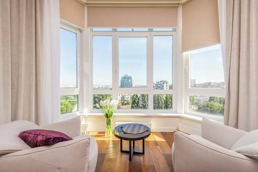 Enjoy a city view or bay view