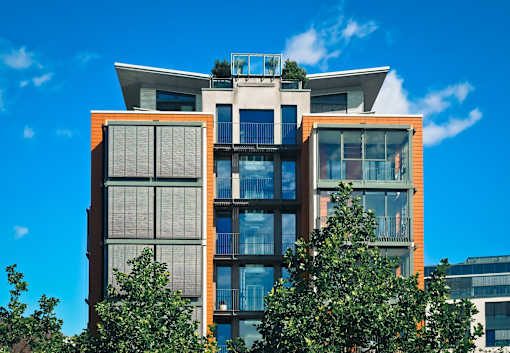 Alamillo Abodes Apartments exterior in Chicago