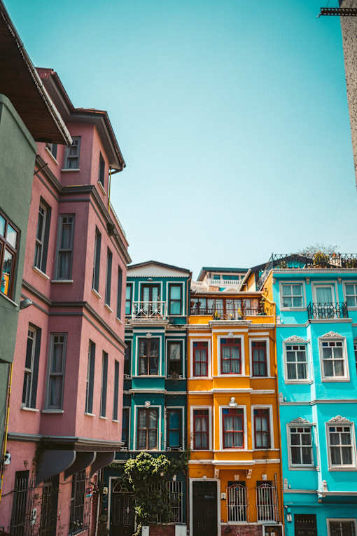 a city guide to lisbon