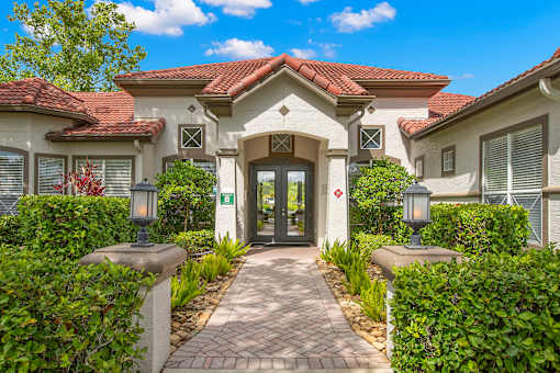 The Egret's Landing Apartments leasing office main entrance