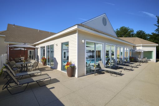 Sundeck for indoor resort-style swimming pool - Hampshire Green Apartments