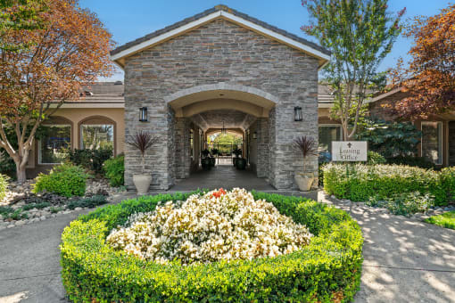 Mountain Shadows Apartments - Main entryway