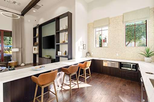 Almeria at Ocotillo apartments interior
