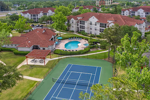 Multi-sport court - Egret's Landing Apartments