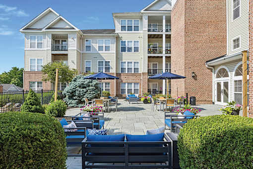 Expansive sun deck - Avenel at Montgomery Square