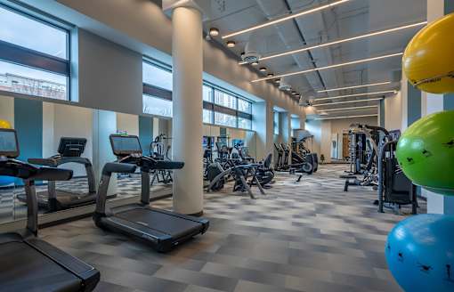 State-of-the-art fitness center - Rockwell at Crown