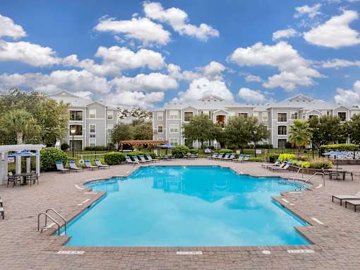 Resort-style swimming pool - Courtney Station Apartments