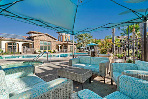 Poolside cabanas - Foothills at Old Town Apartments