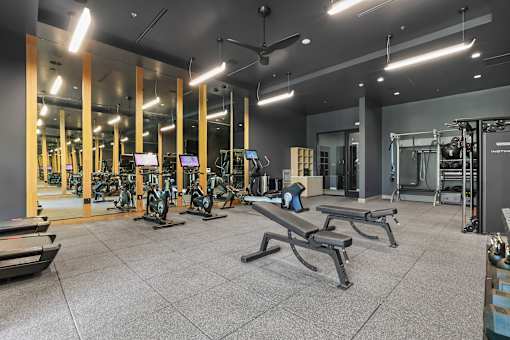 State-of-the-art fitness center - Willow Apartments