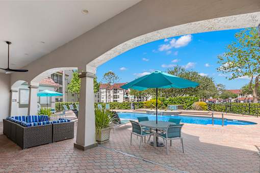 Poolside pavillion - Egret's Landing Apartments