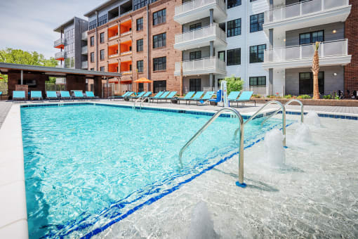 Element 29 apartments in Charleston pool