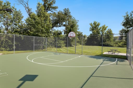 Cordillera Ranch Apartments outdoor basketball court