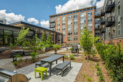 One of two courtyards - Brentford at the Mile