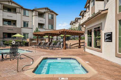 Heated spa - First and Main Apartments