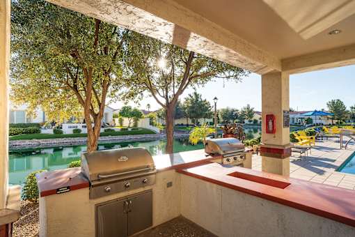 Almeria at Ocotillo apartments exterior
