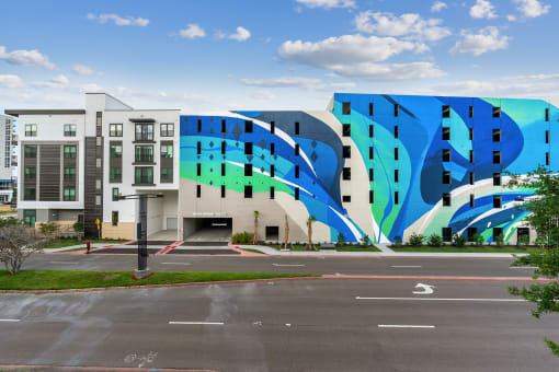 Axio at Carillon exterior photo and parking lot