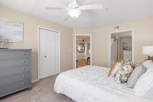 Lighted ceiling fans - Egret's Landing Apartments