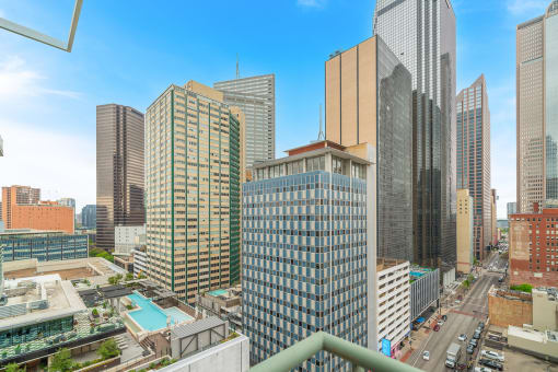 Stunning city views - Main 3 Downtown
