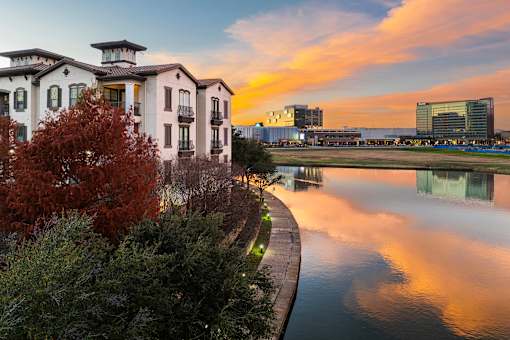 Pristine views of Lake Carolyne and Las Colinas skyline - Monterra Las Colinas Apartments