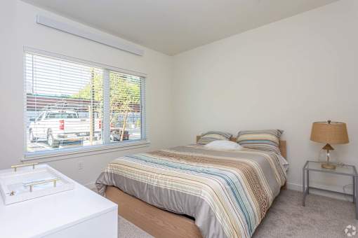 Gorgeous Bedroom at Plisko Place, Washington