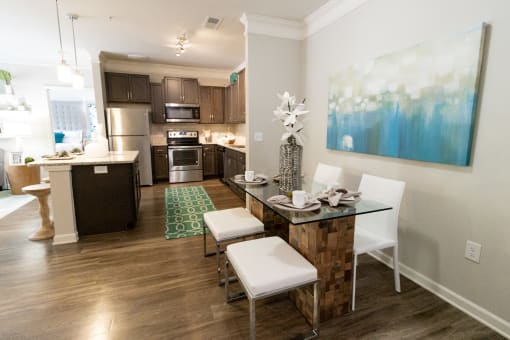 Dining at The Crest at Laurel Canyon Apartments, Canton, 30114