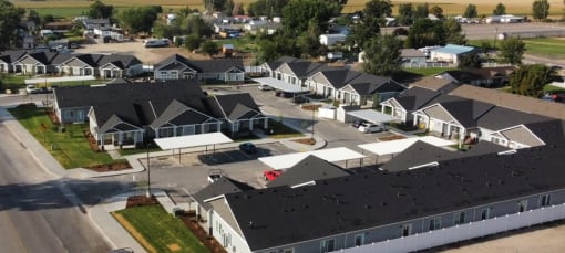 image of Vineyard Cottages Homedale from above showing entire community