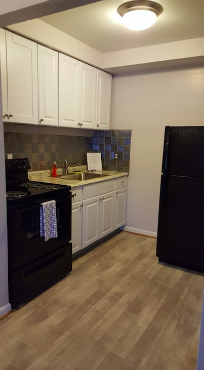 at Silverstone Apartments, Warren, MI, 48092