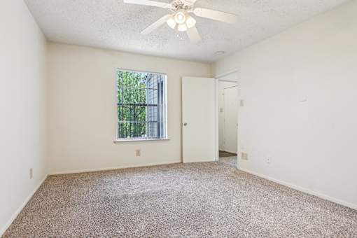High Ceiling at Abbey Glenn Apartments, Waco, 76706