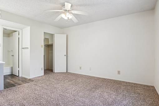 Vacant Bedroom at Abbey Glenn Apartments, Waco, TX, 76706