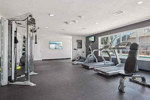 Fitness Studio at Abbey Glenn Apartments, Waco