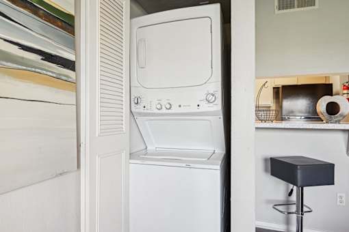 Laundry Center at Abbey Glenn Apartments, Waco, TX, 76706