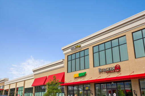 Nearby Restaurants at Allure Apollo, Maryland
