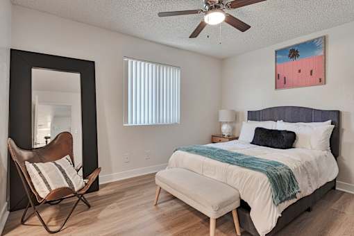 Gorgeous Bedroom at Riviera Park, Chandler