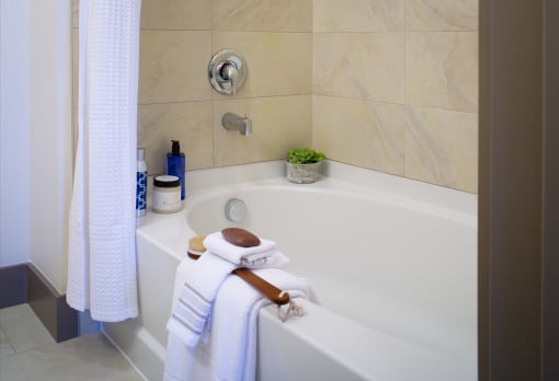 Soaking Tub at Mira Upper Rock, Rockville, MD, 20850